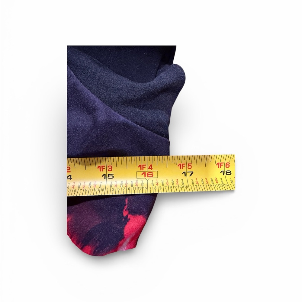 Donna Karan Black Dress with Red Floral Design - SIZE 2 - NWOT - Picture 6 of 8